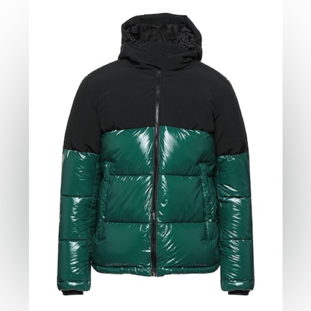 Stylish Black and Green Puffer Jacket